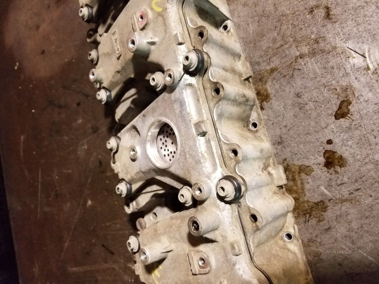 011 012 2011-2015 DURAMAX 6.6 6.6L DIESEL LML VALVE COVER & SPACER LH DRIVER r32