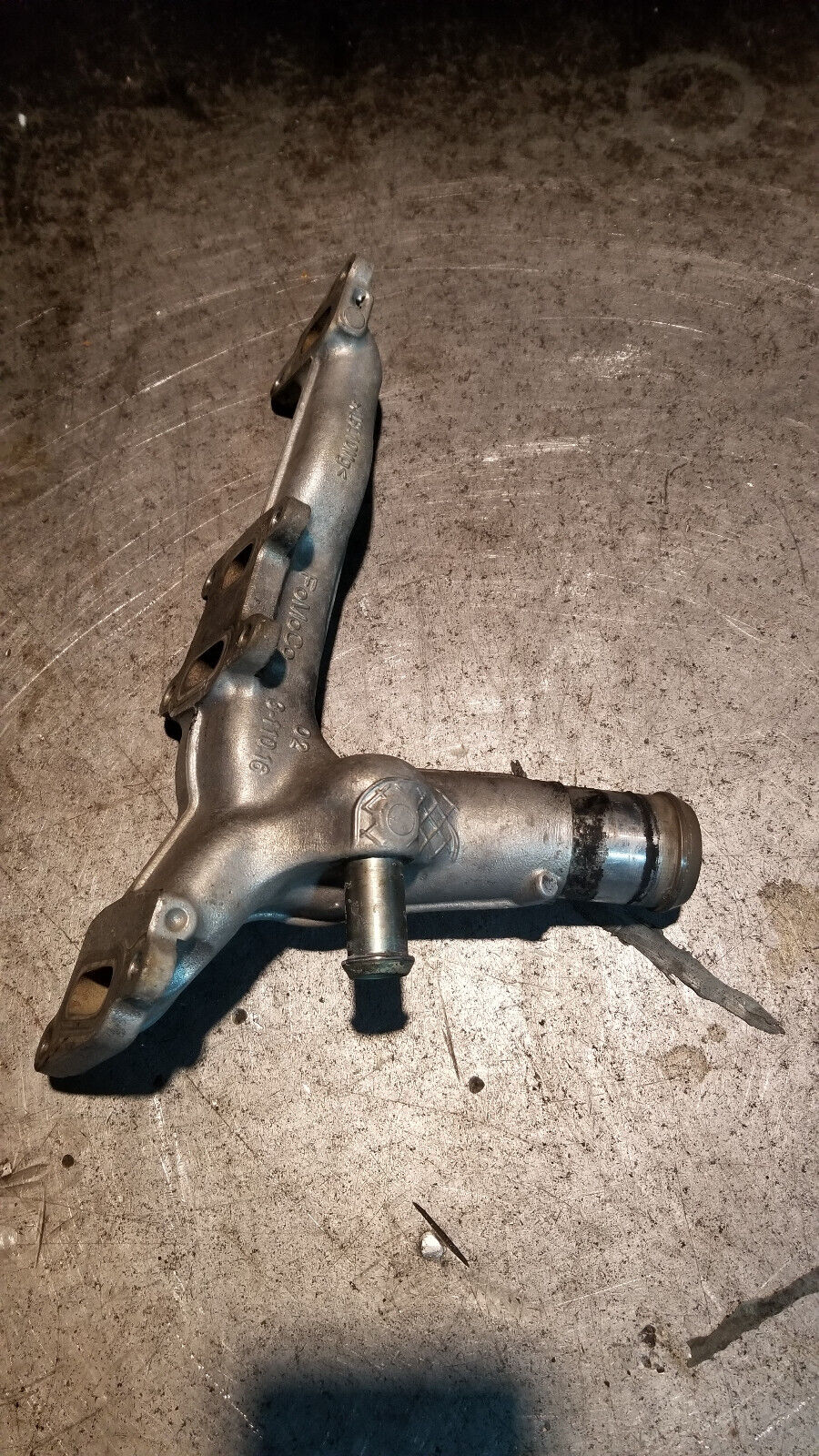 FORD TRANSIT Side coolant housing BK3Q-8K520-BB BK3Q8K520B2B