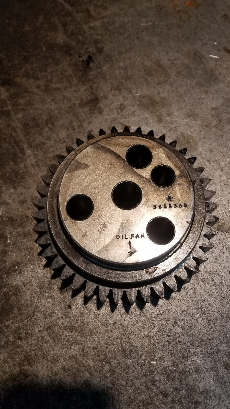 Cummins ISX15 Diesel Engine Idler Gear and Hub 3686778 3686358 Truck Kenworth