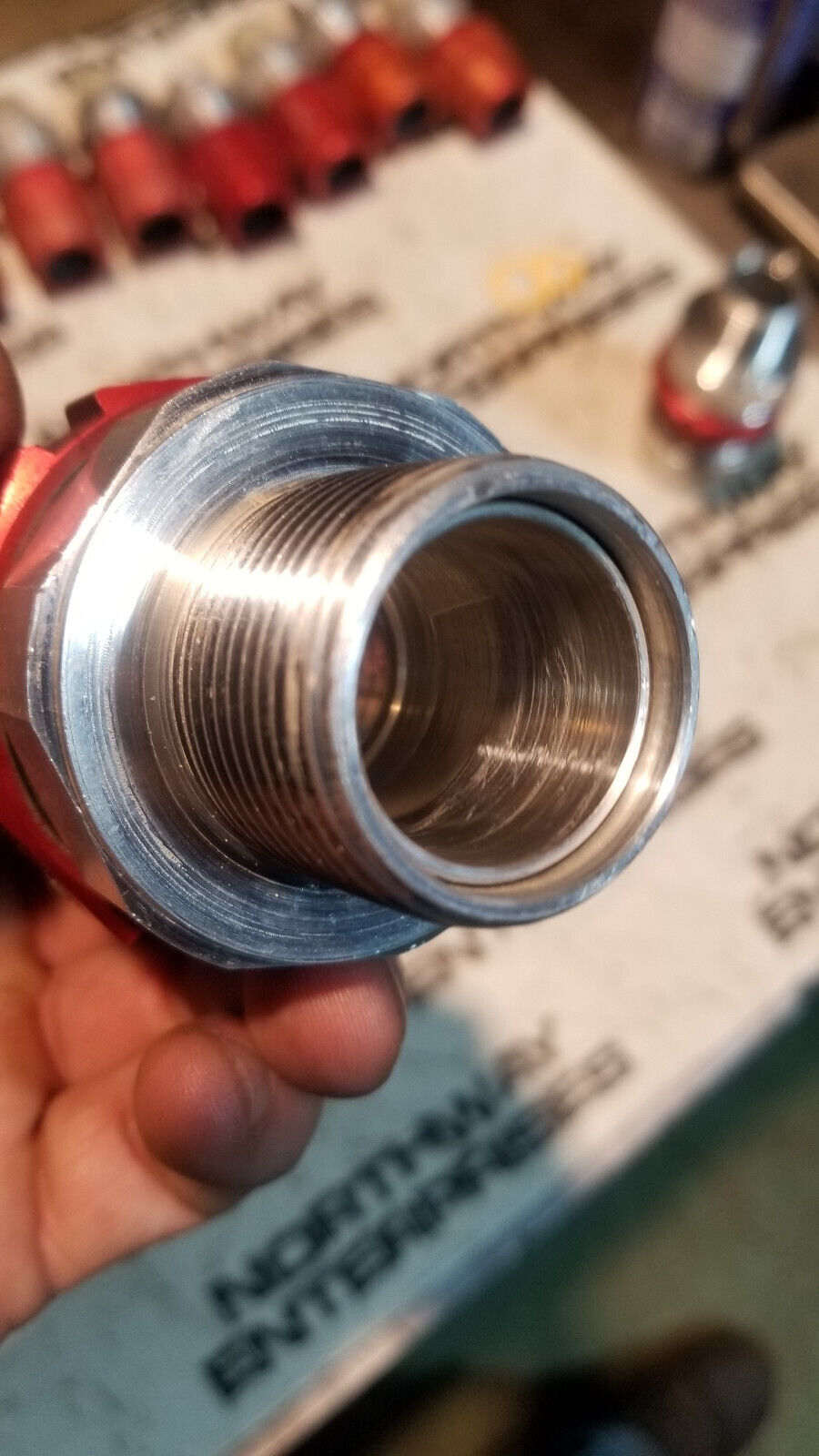 Thomas & Betts STX100-468 1" CABLE FITTING