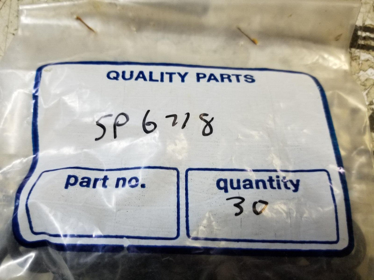LOT OF 30PC 5P-6718 CAT 5P6718