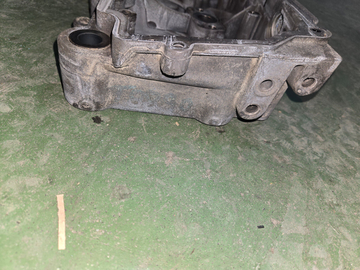 1843351C3 6.0L FORD POWERSTROKE ROCKER HOUSING 1843351C3