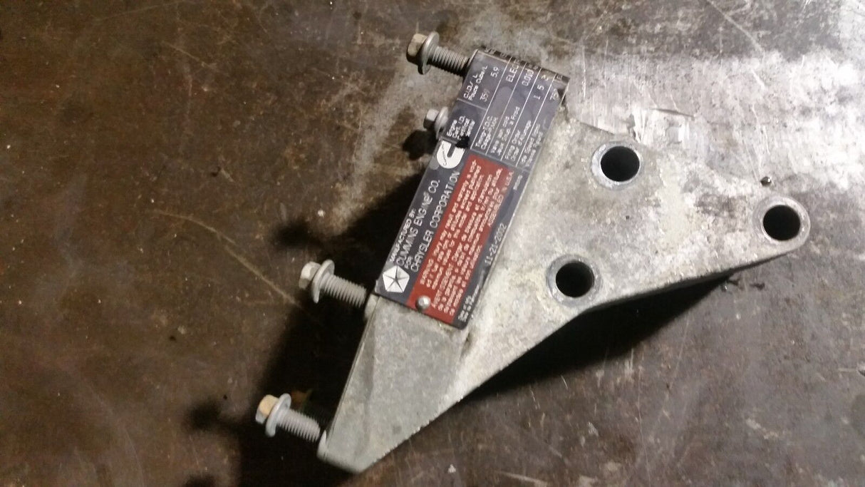Dodge Ram Cummins 5.9L Engine Bracket 3949413 with showb bolts