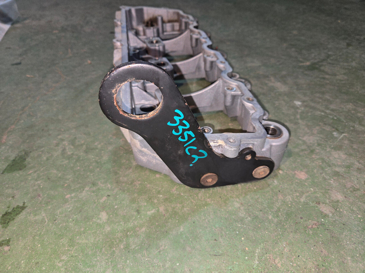 1843351C2 6.0L FORD POWERSTROKE ROCKER HOUSING