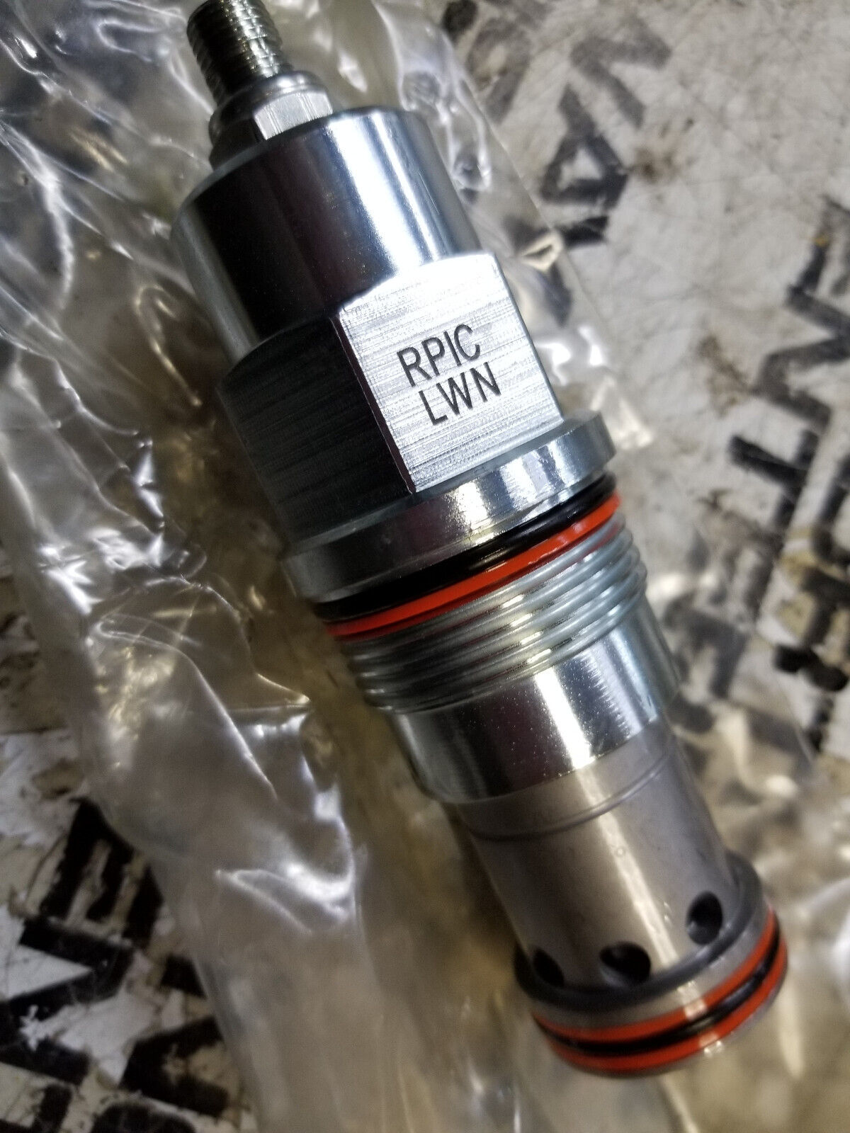 Pilot-operated, balanced piston relief valve RPICLWN RPIC LWN