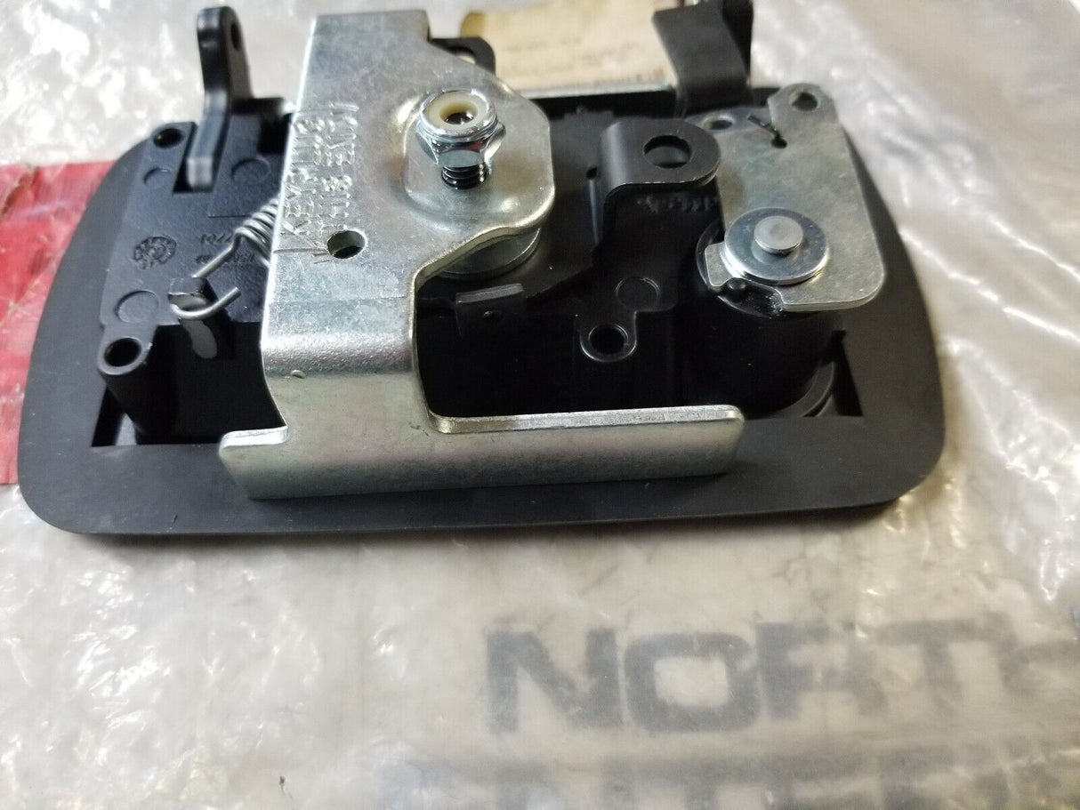 JLG 1001081241 - NEW FOR JLG Cab Door Handle with FOR JLG Keys