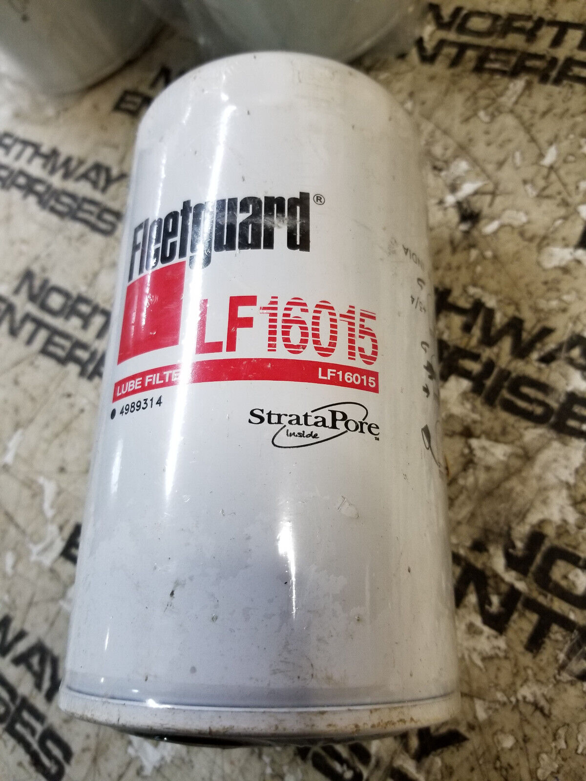 FLEETGUARD LF16015 FILTER