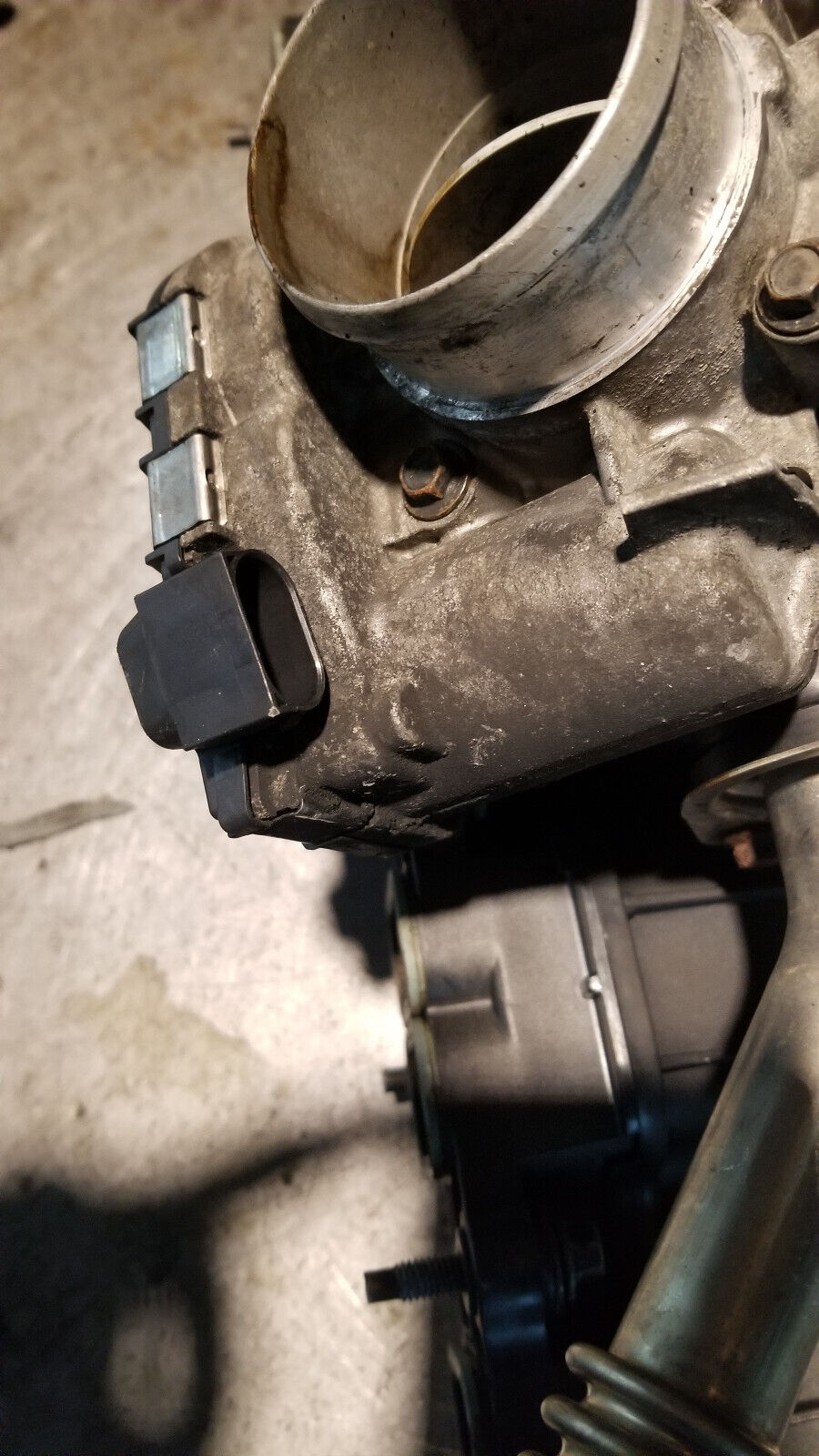 FORD TRANSIT 3.2L Intake Manifold throttle Valve CK4Z-9424-A BK2Z-9E926-A