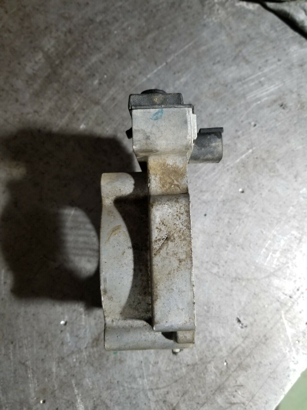 12601677 GM 11-16 2500 3500 HD 6.6L Diesel Turbo Pre Heater re15