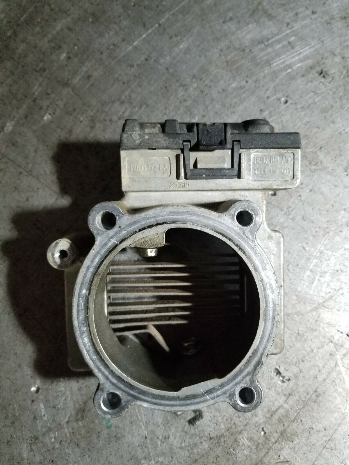 12601677 GM 11-16 2500 3500 HD 6.6L Diesel Turbo Pre Heater re15