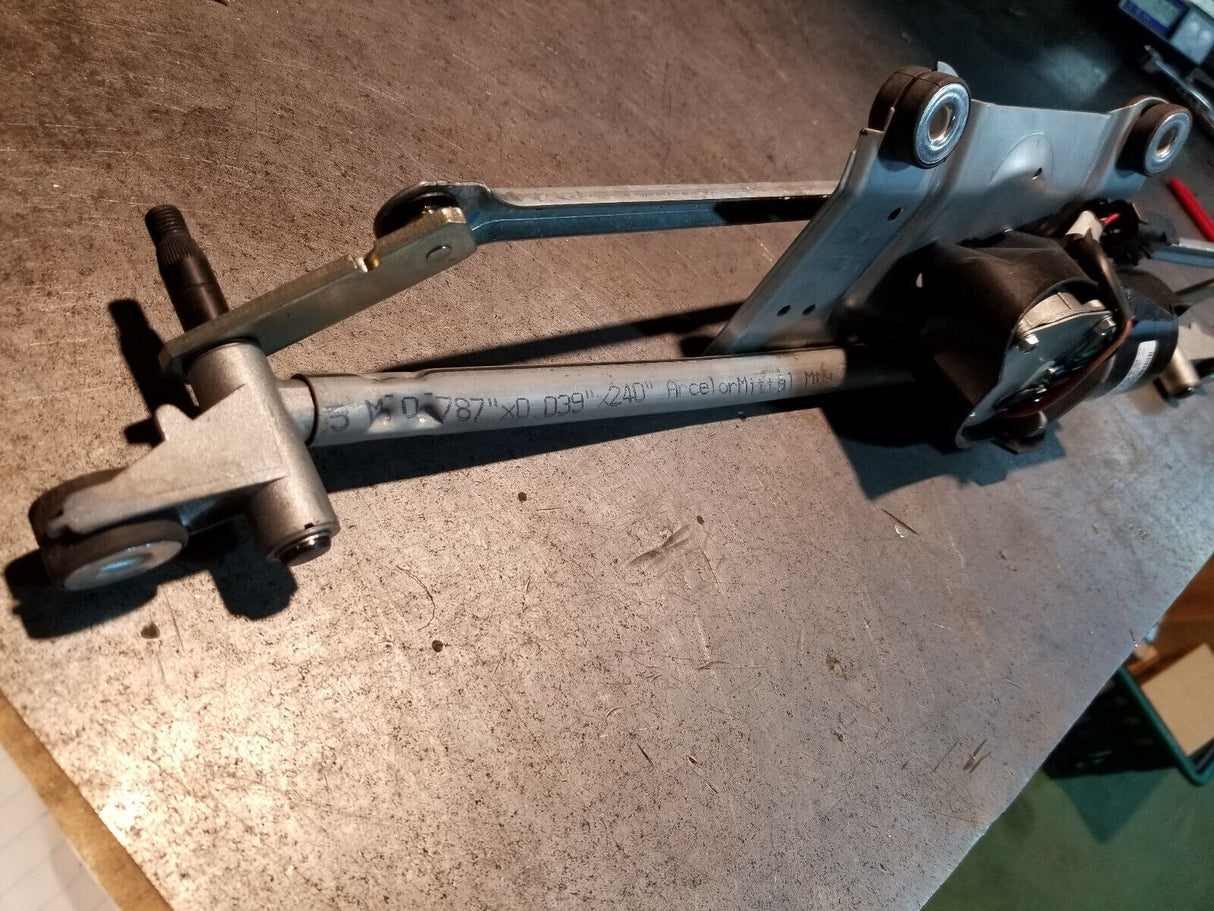55154863AI 53556812 Pivot-Windshield WIPER LINKAGE AND MOTOR