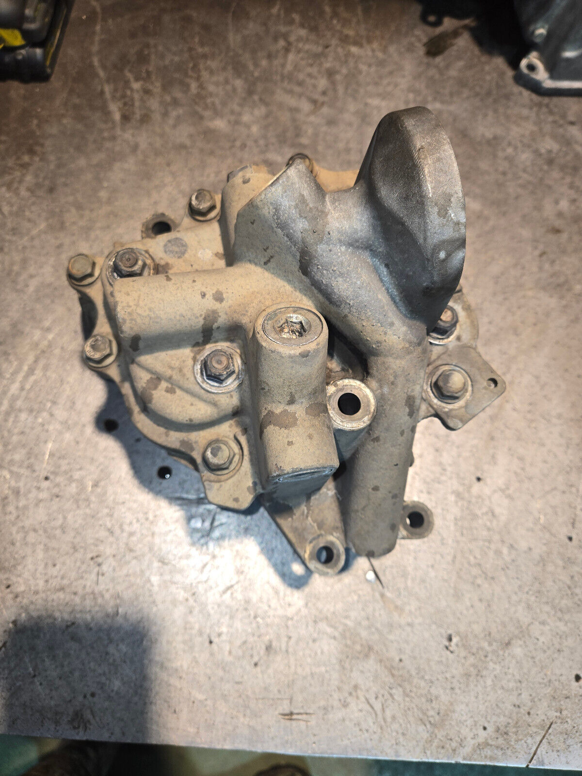 GM 12701592 Duramax L5P Engine Oil Cooler Assembly 12701592 REF27