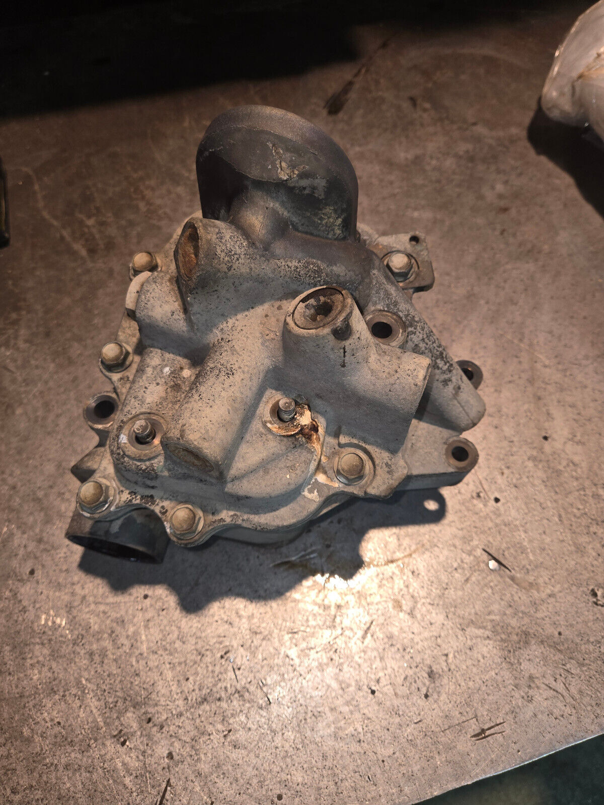 GM 12701592 Duramax L5P Engine Oil Cooler Assembly 12701592 REF9811