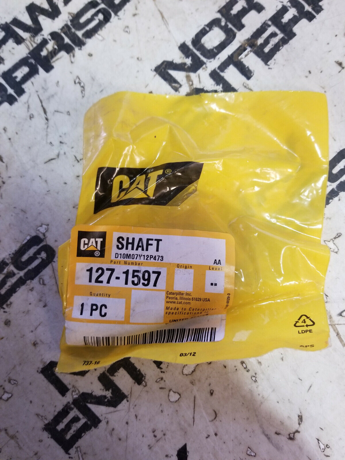 127-1597 CATERPILLAR SHAFT