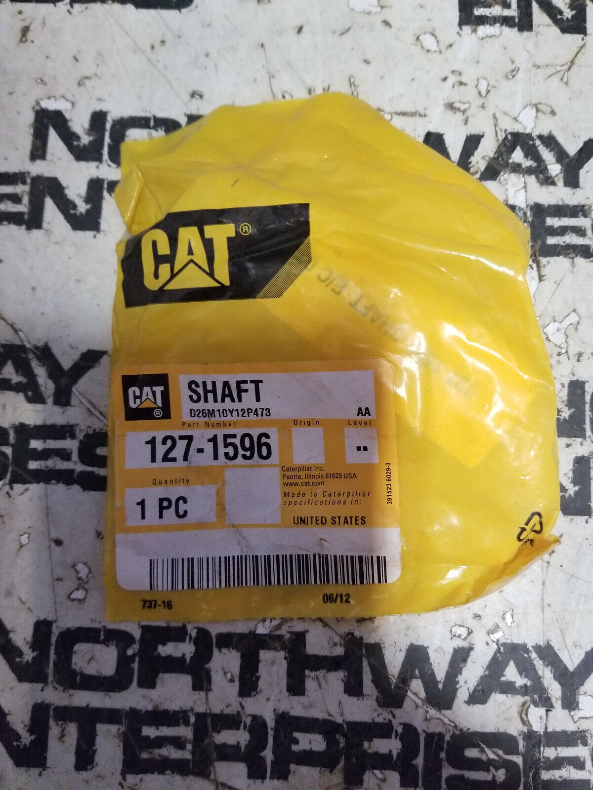 127-1596 CATERPILLAR SHAFT