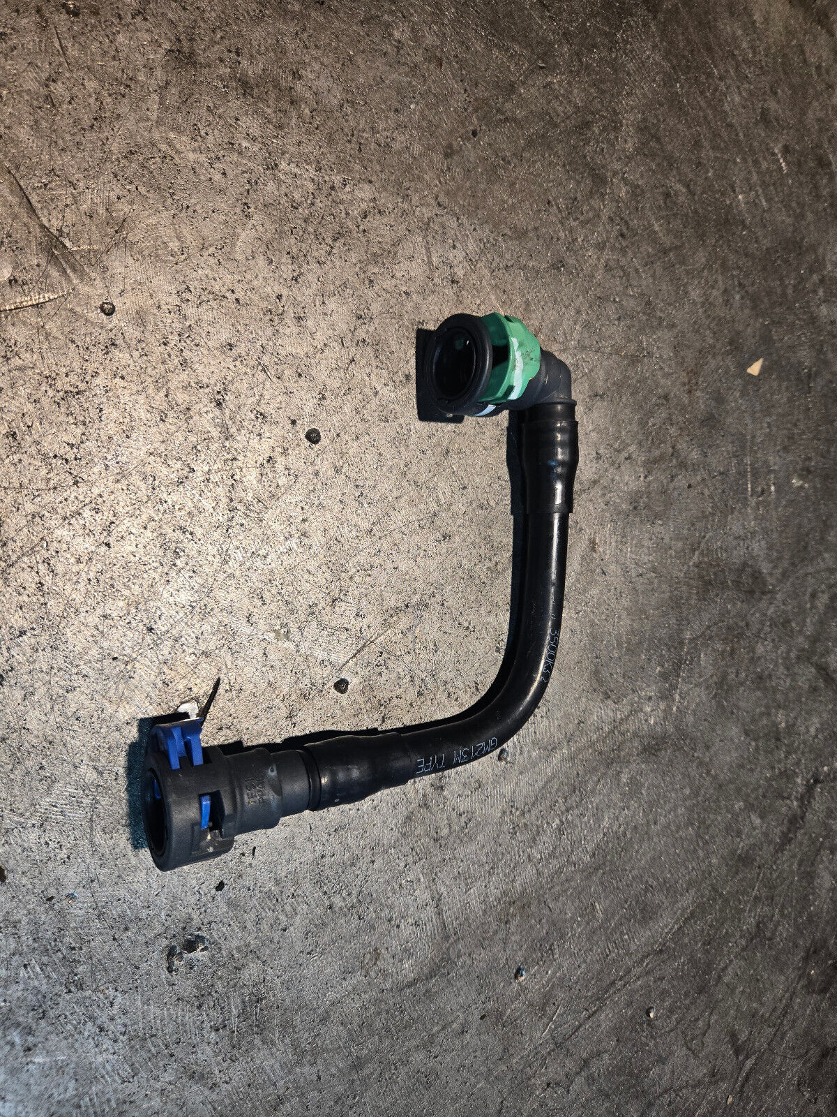 13-16 Ford F-250 6.7L Super Duty Fuel Filter Feed Line Standard FL003 FC3Z9A274A