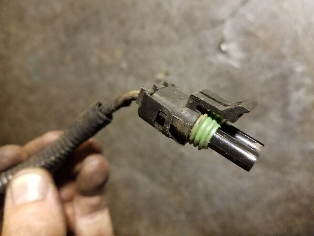 2 PIN 2 WIRE 99-02 7.3L POWERSTROKE ENGINE PIGTAIL green