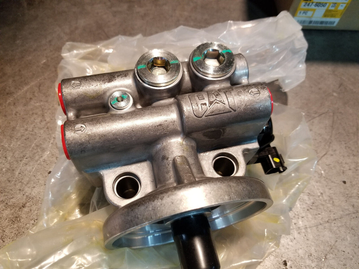 247-6050 Caterpillar 24V Fuel Pump Housing Base 2476060
