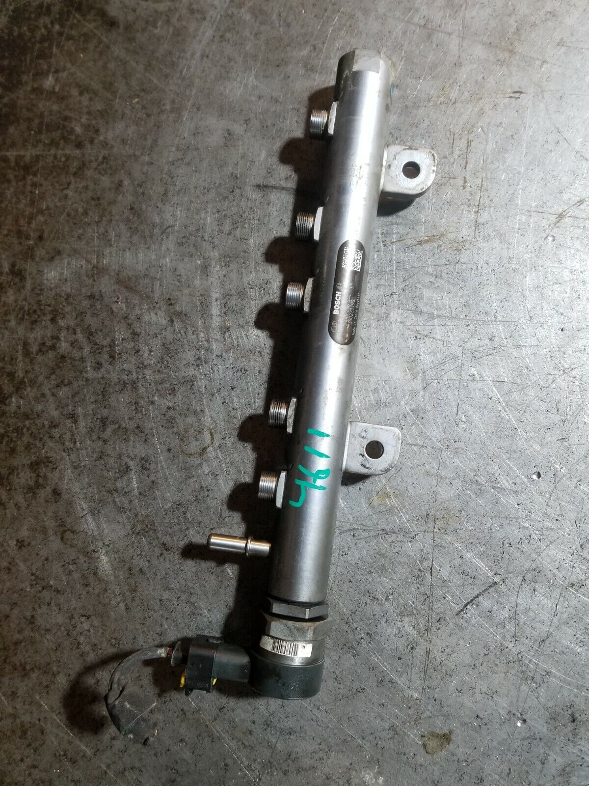 2014-2019 3.0L EcoDiesel FUEL RAIL 0445216044