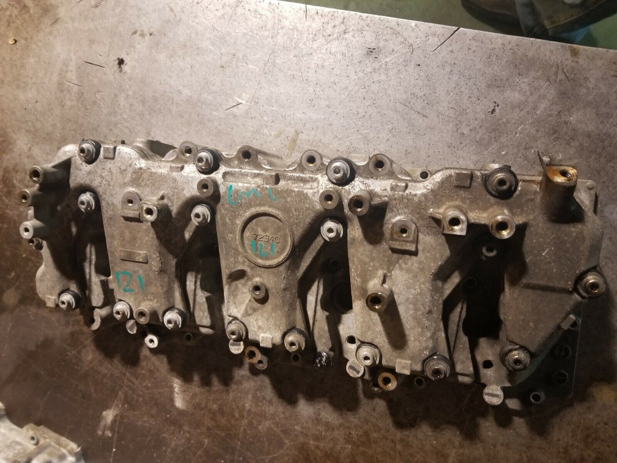 2011-2015 DURAMAX 6.6 6.6L DIESEL LML VALVE COVER SPACER RH PASSENGER