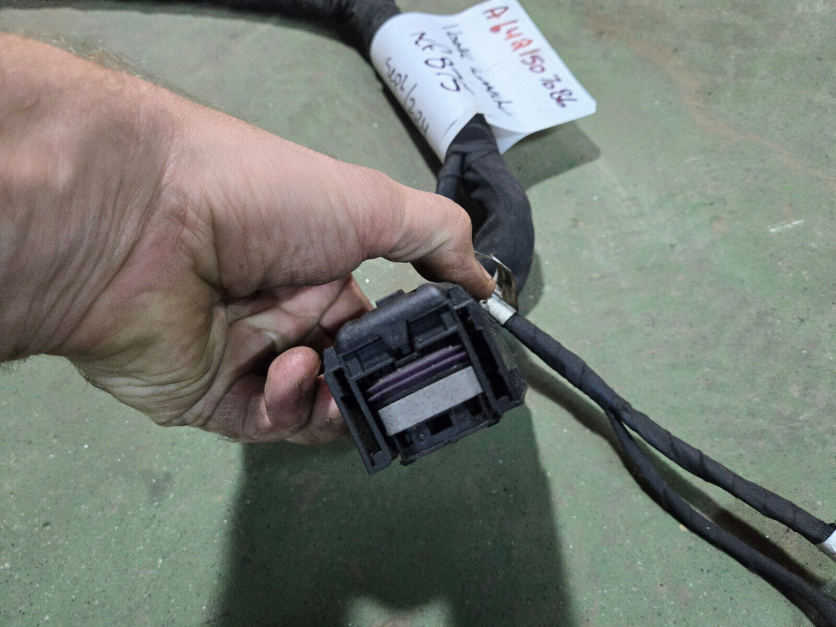 A6511509256 MERCEDES ENGINE WIRING HARNESS 1 BROKEN CONNECTOR