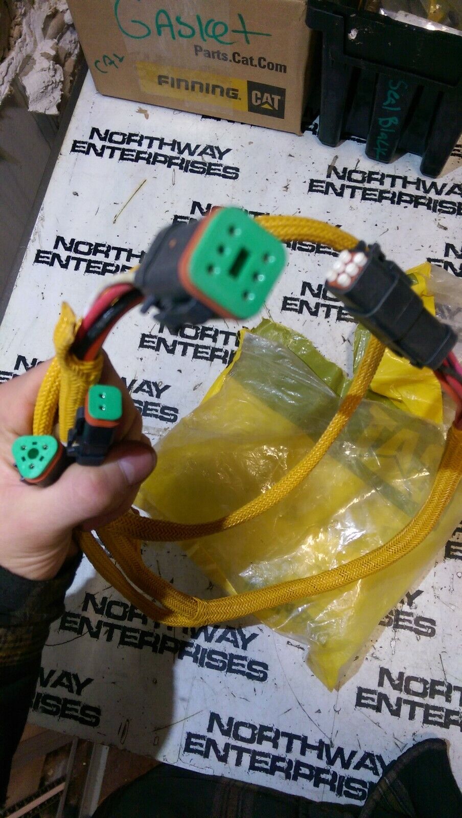 Cat 270-7454 HARNESS