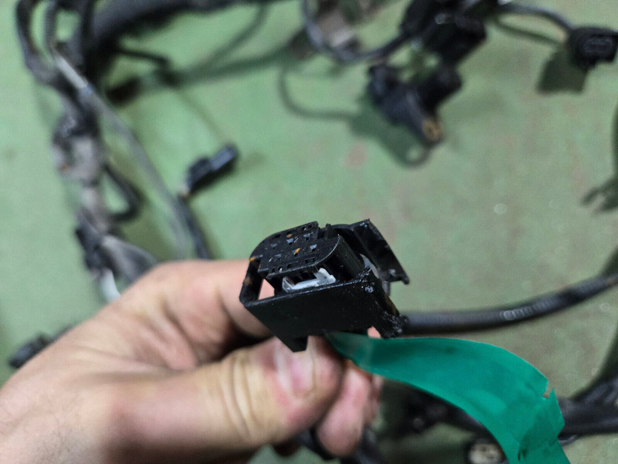 A6511509256 MERCEDES ENGINE WIRING HARNESS 1 BROKEN CONNECTOR