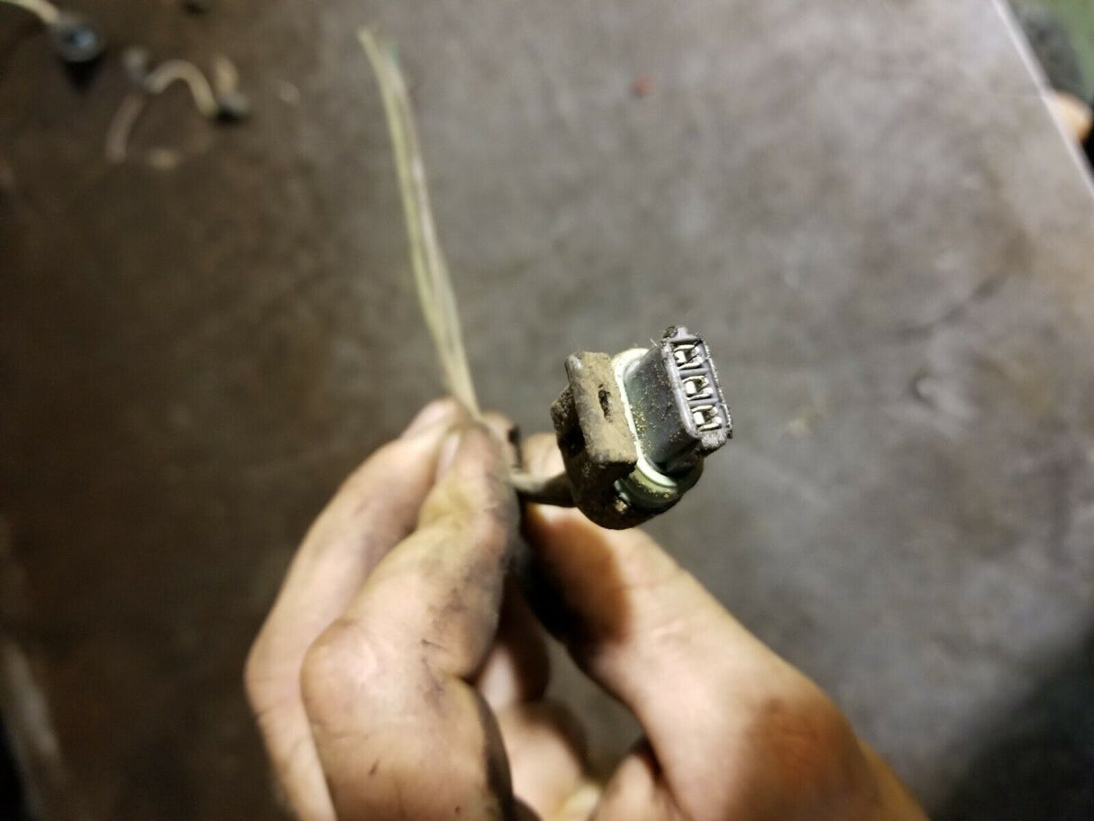 3 PIN 3 WIRE 99-02 7.3L POWERSTROKE ENGINE PIGTAIL green