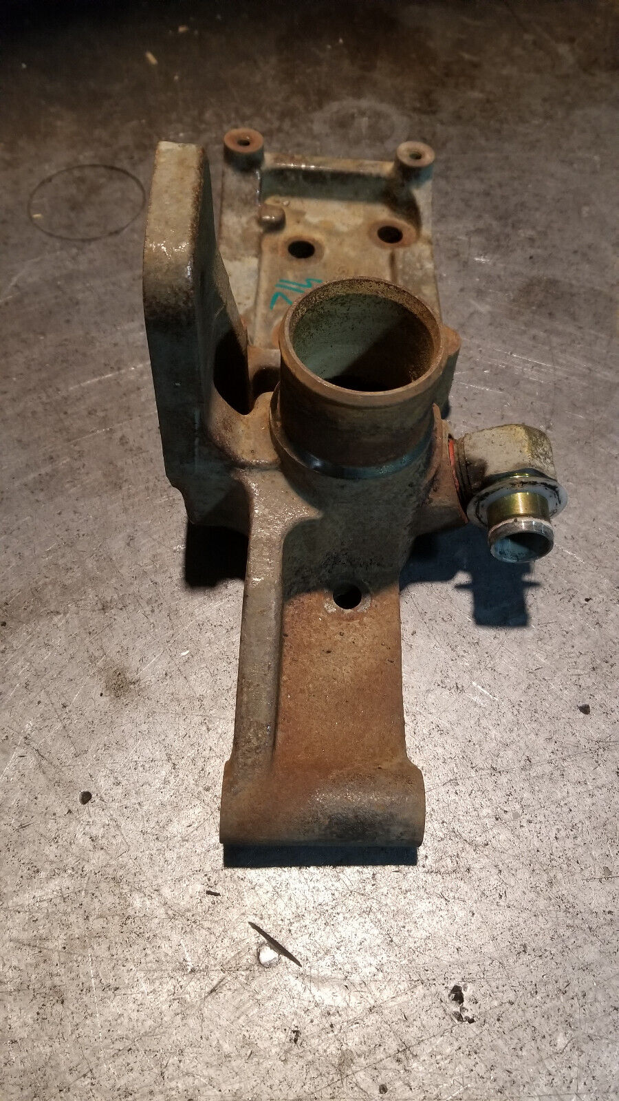 03-07 Dodge Ram Cummins 5.9L Engine Bracket 3974354 Ac compressor bracket