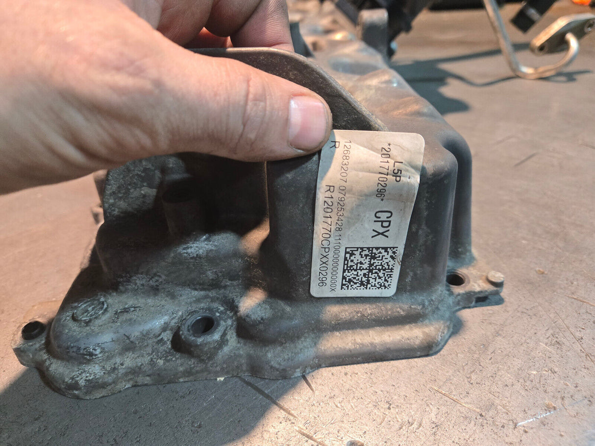 12677065 6.6L DURAMAX L5P LH DRIVERS SIDE Engine Upper Valve Cover 2019-2023