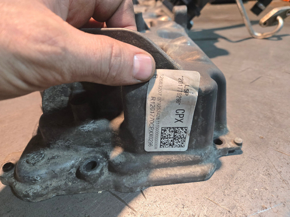 12677065 6.6L DURAMAX L5P LH DRIVERS SIDE Engine Upper Valve Cover 2019-2023