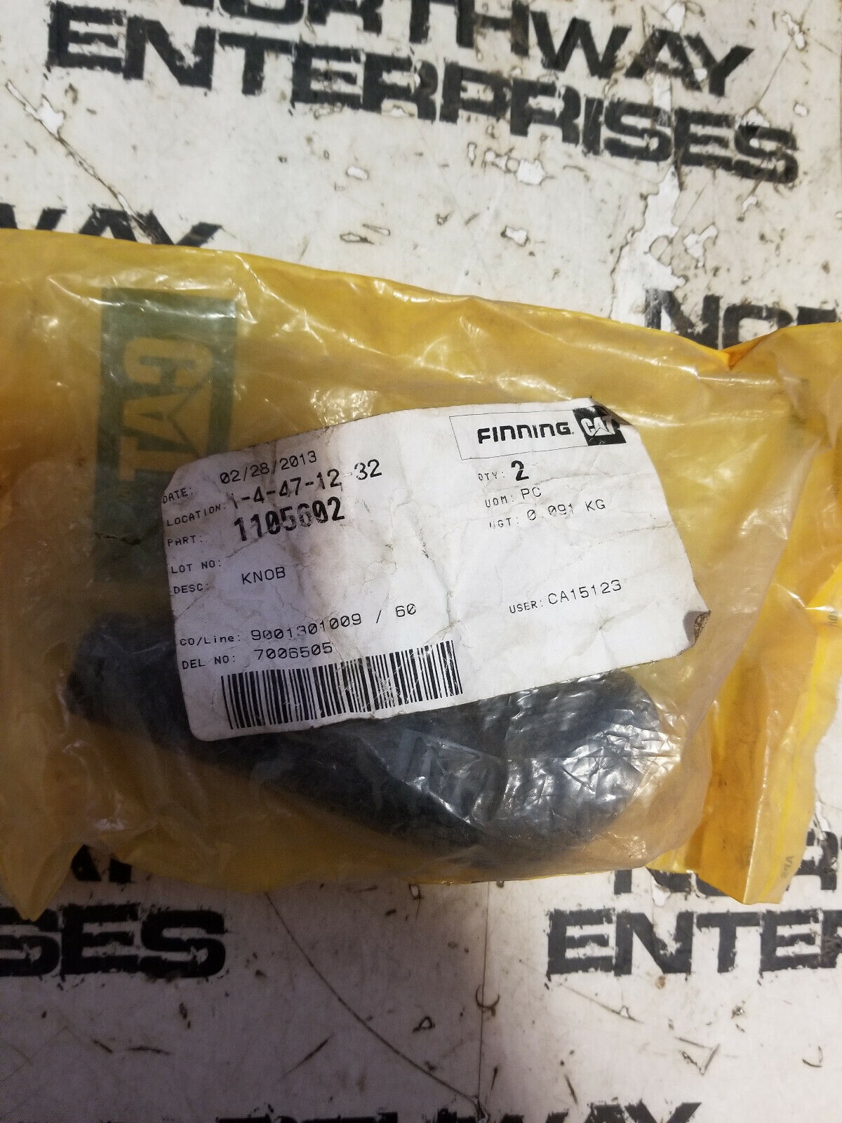 110-5602 CATERPILLAR KNOB