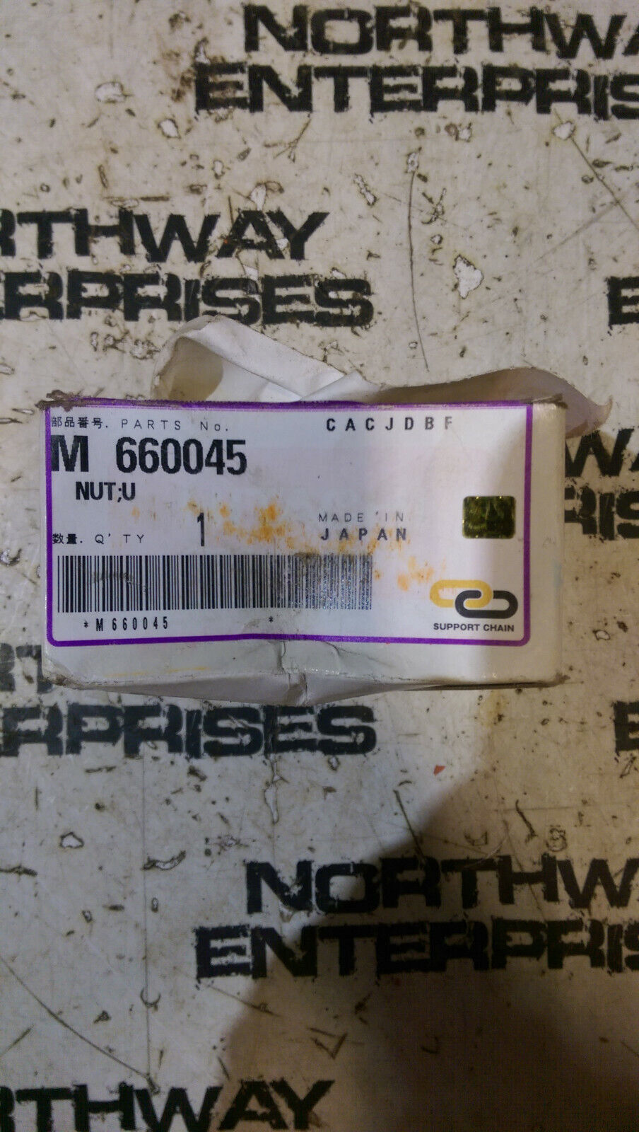 HITACHI M660045 NUT