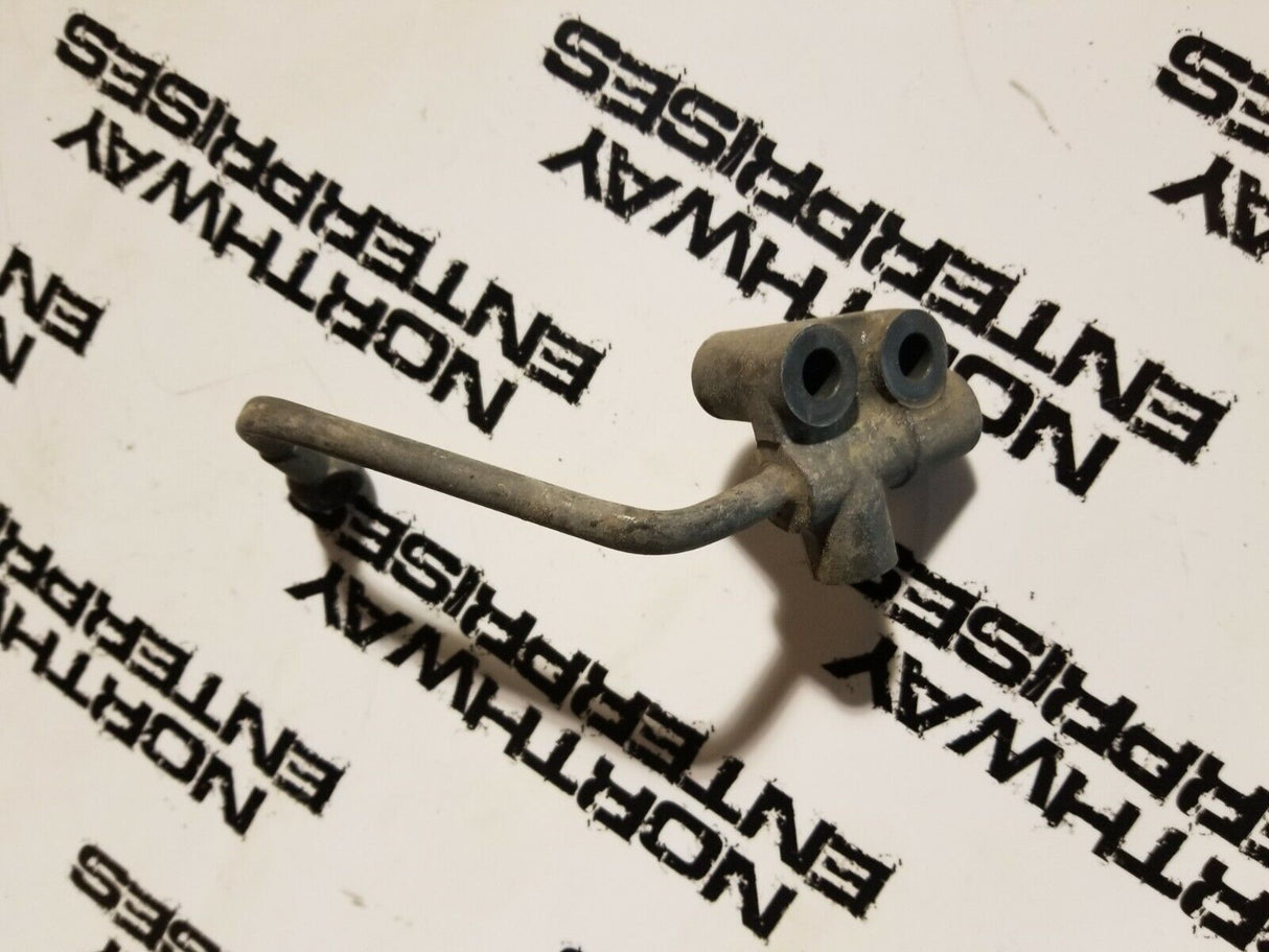 2001-2004 Chevy GMC 6.6 LB7 Duramax Fuel Line Connector 97215994