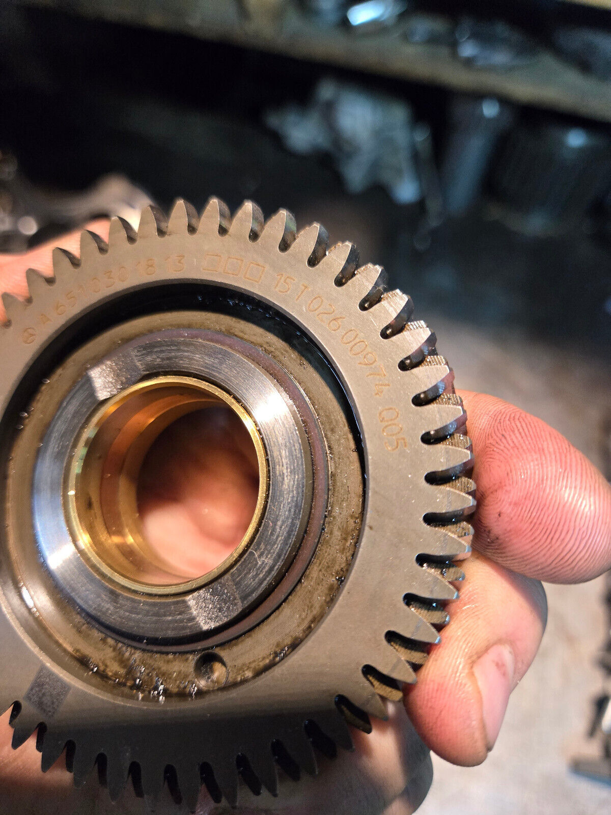 Mercedes C W204 E200 W212 2.1 CDI Camshaft Intermediate Gear A6510301813