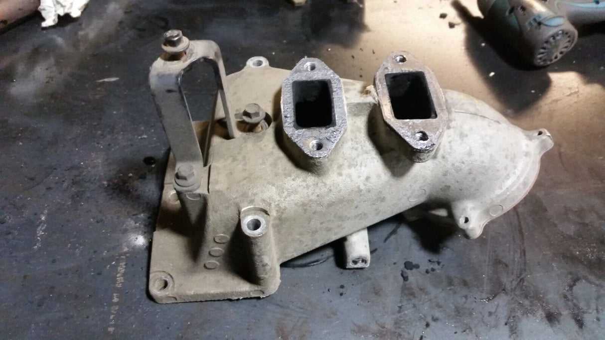 2008 6.7 6.7l Cummins Intake Horn egr intake horn cab & chassis 4981803 4939566