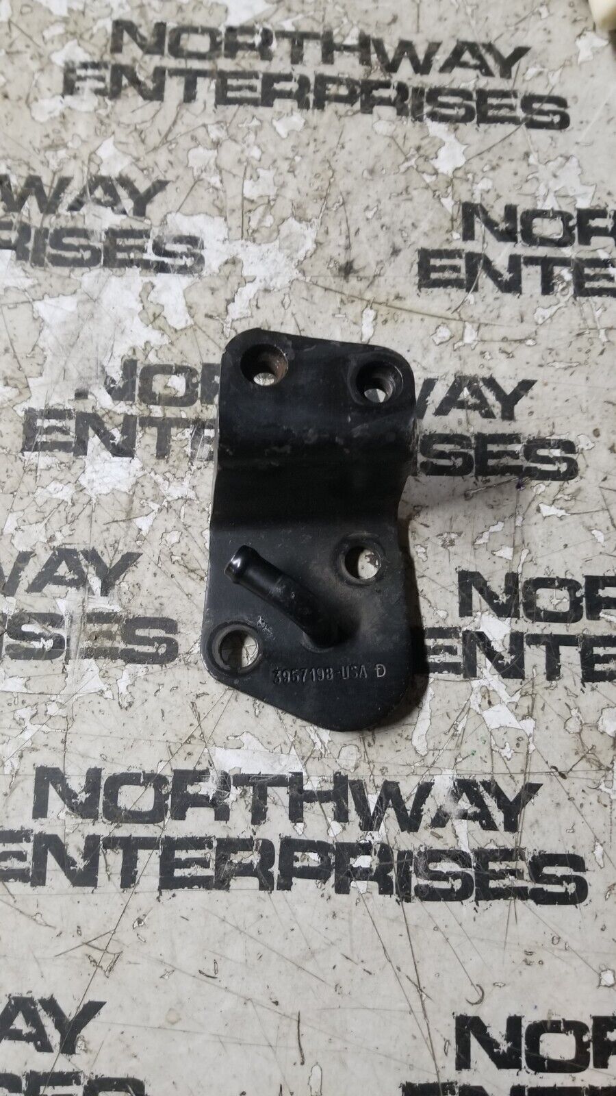 3957193 5.9l Cummins ccv Adapter Bracket