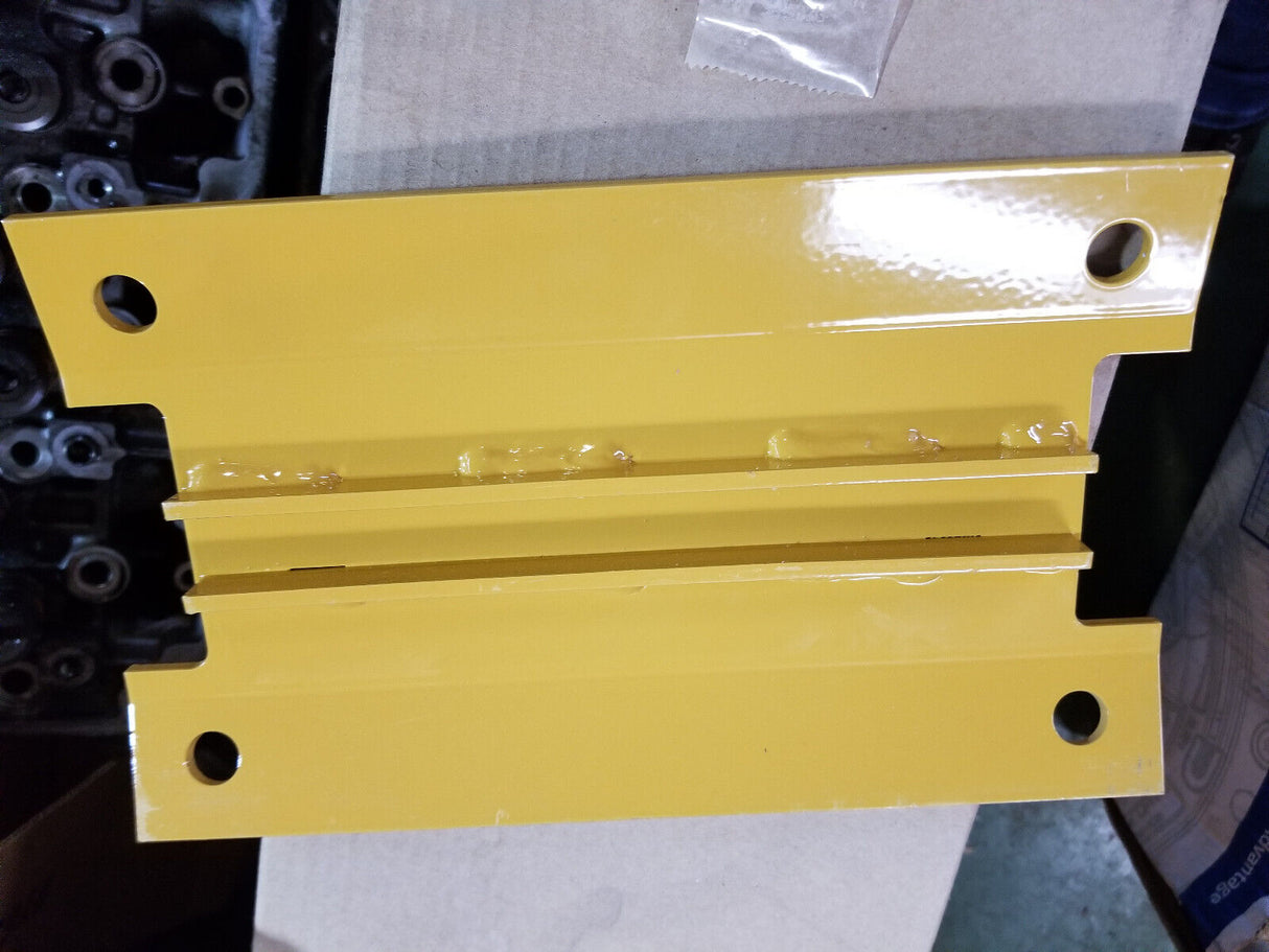 281-2661: Four Bolt Mounting Hook Plate 2812661 775G 773F D10R 775G OEM 773G OEM