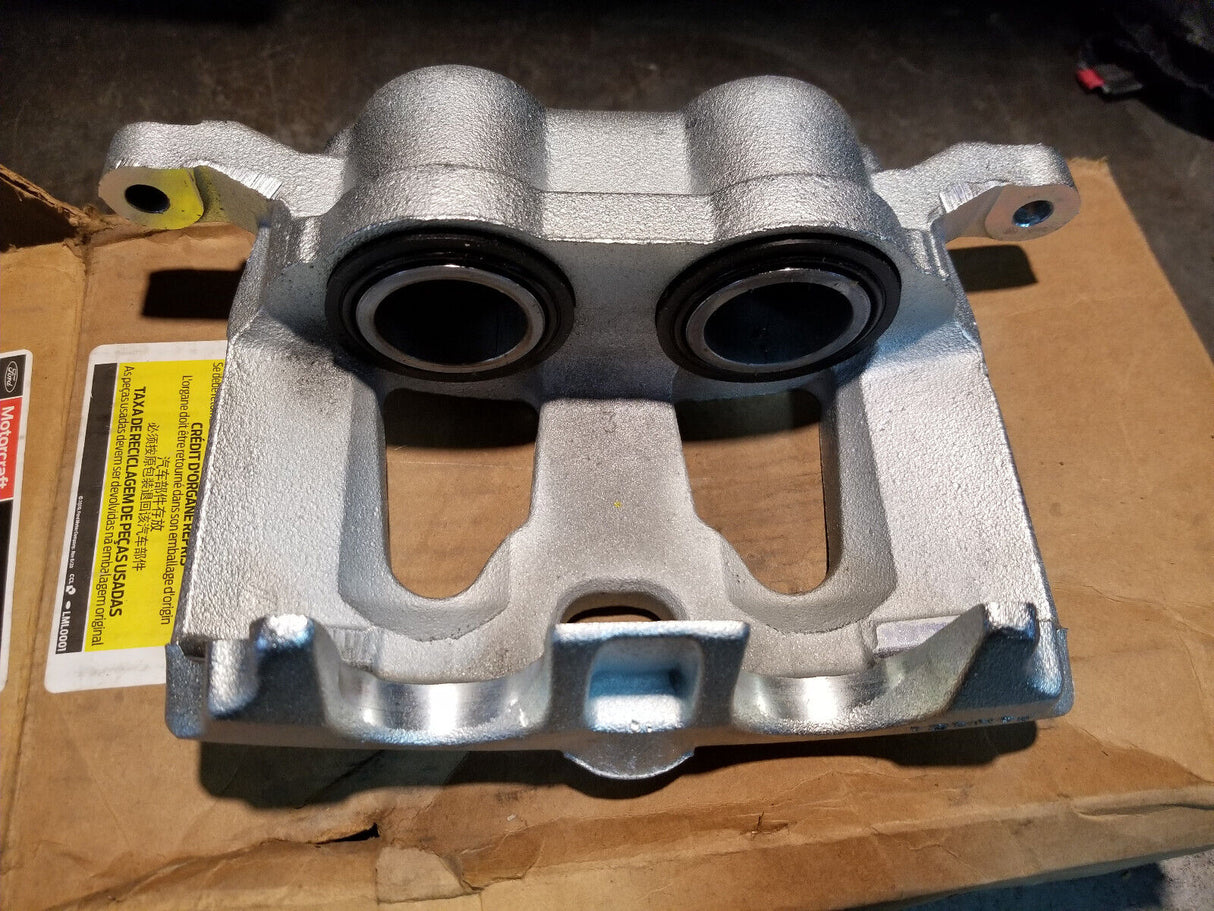 BRCF-382 Motocraft HC3Z-2552-A 2017-2020 FORD F250 F350 RH RIGHT Rear Caliper