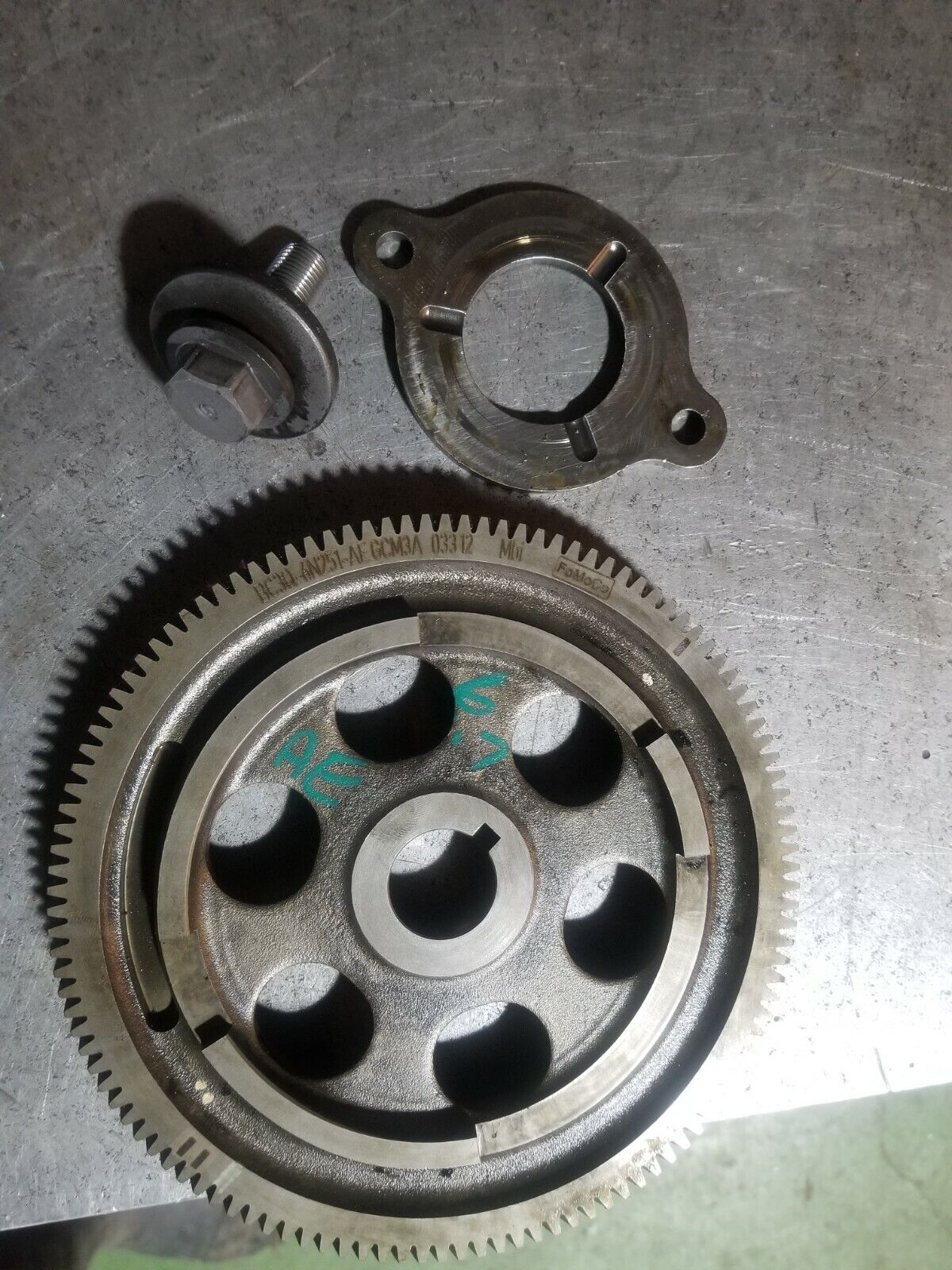 6.7 Powerstroke Camshaft Gear BC3Q-6N251-AE with retainer and bolt