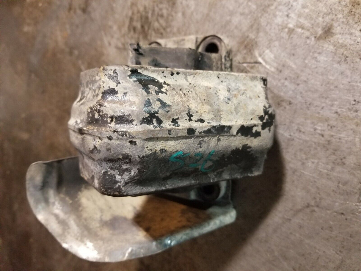 52121814AD 6.7L 6.7 Cummins Engine Mount Bracket RH / Passenger side