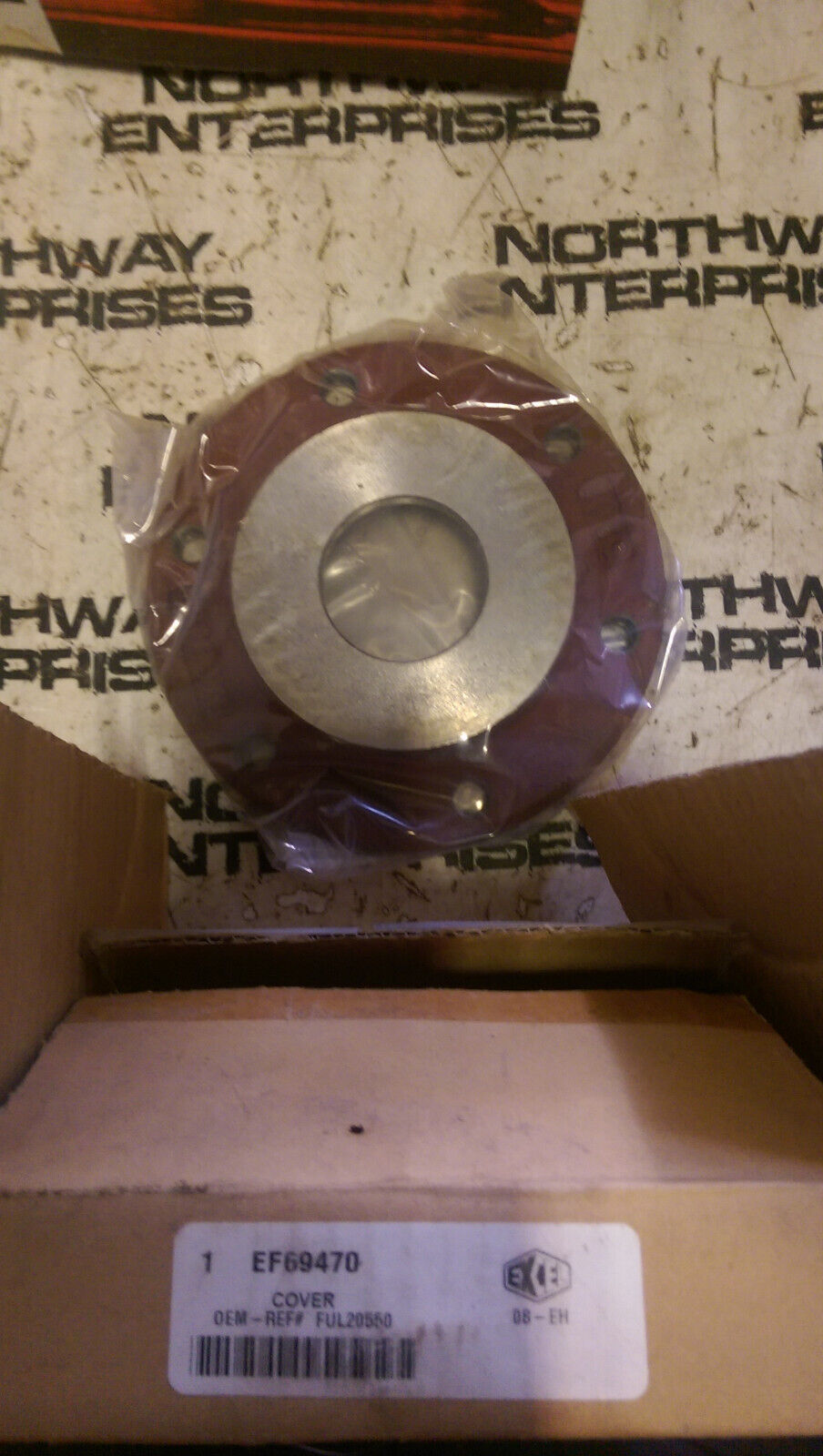EF69470 COVER RETAINER