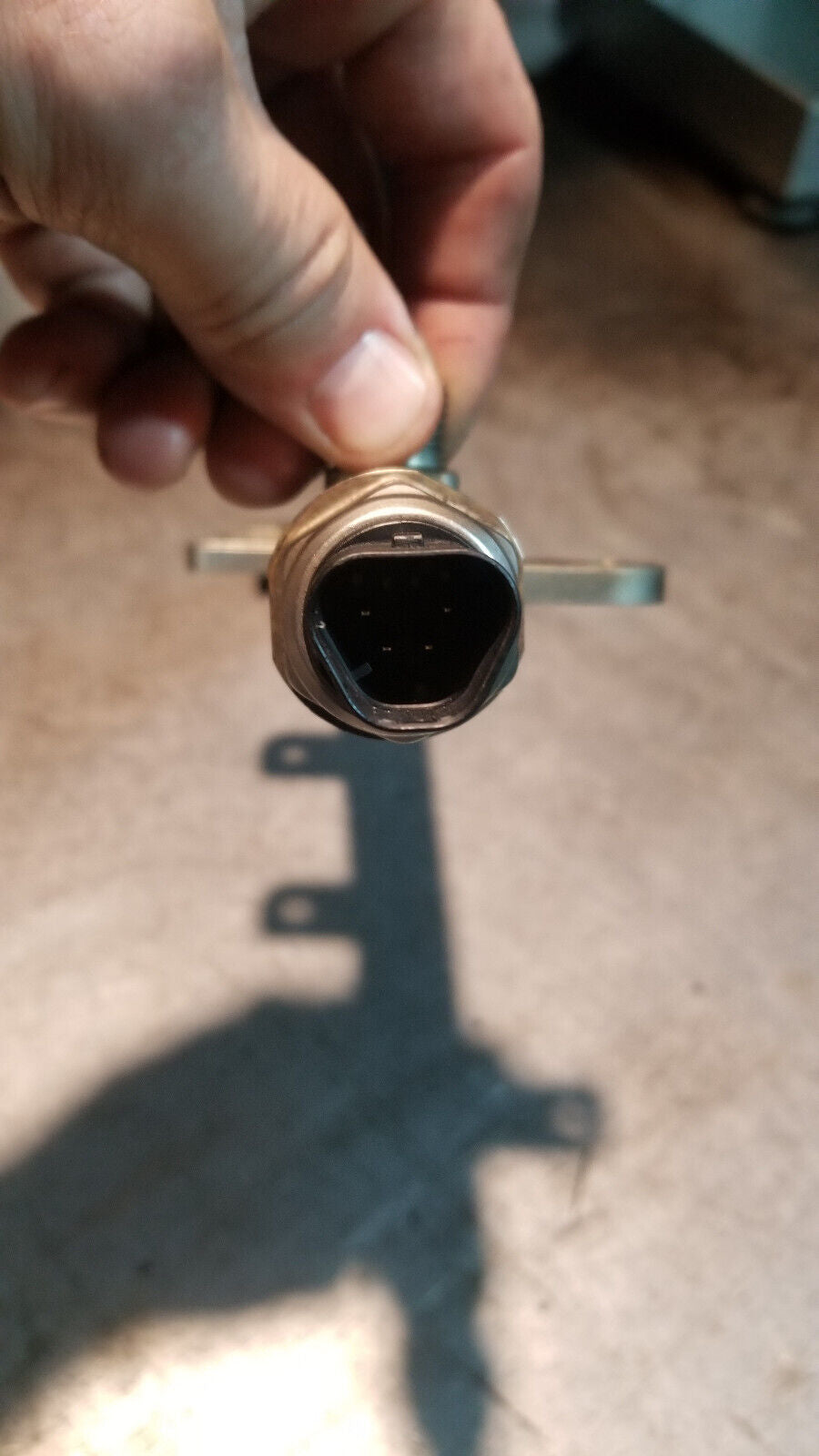 Bosch Fuel Rail Dodge Cummins Diesel 6.7L 0445226126 5295117