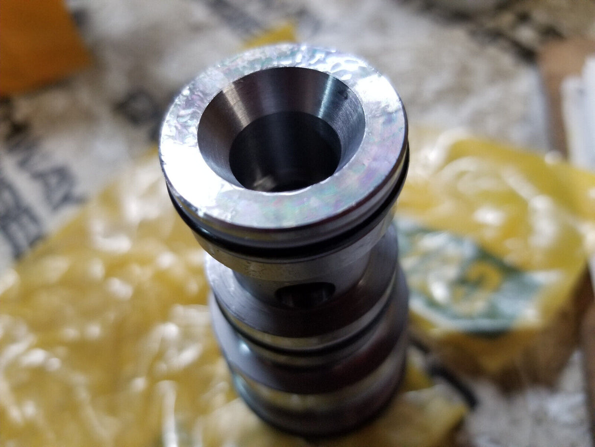 CATERPILLAR 191-5700 Pilot Operated Cartridge Pressure Relief Valve 1975700