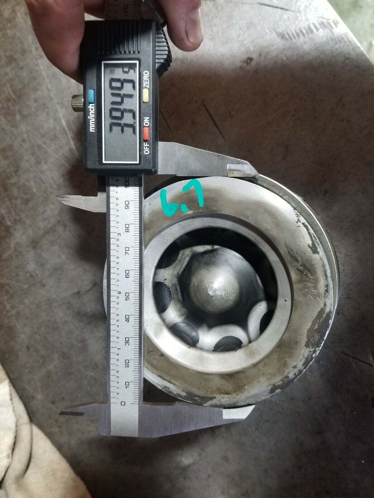 MAHLE 1295 102055 6.7L CUMMINS PISTON