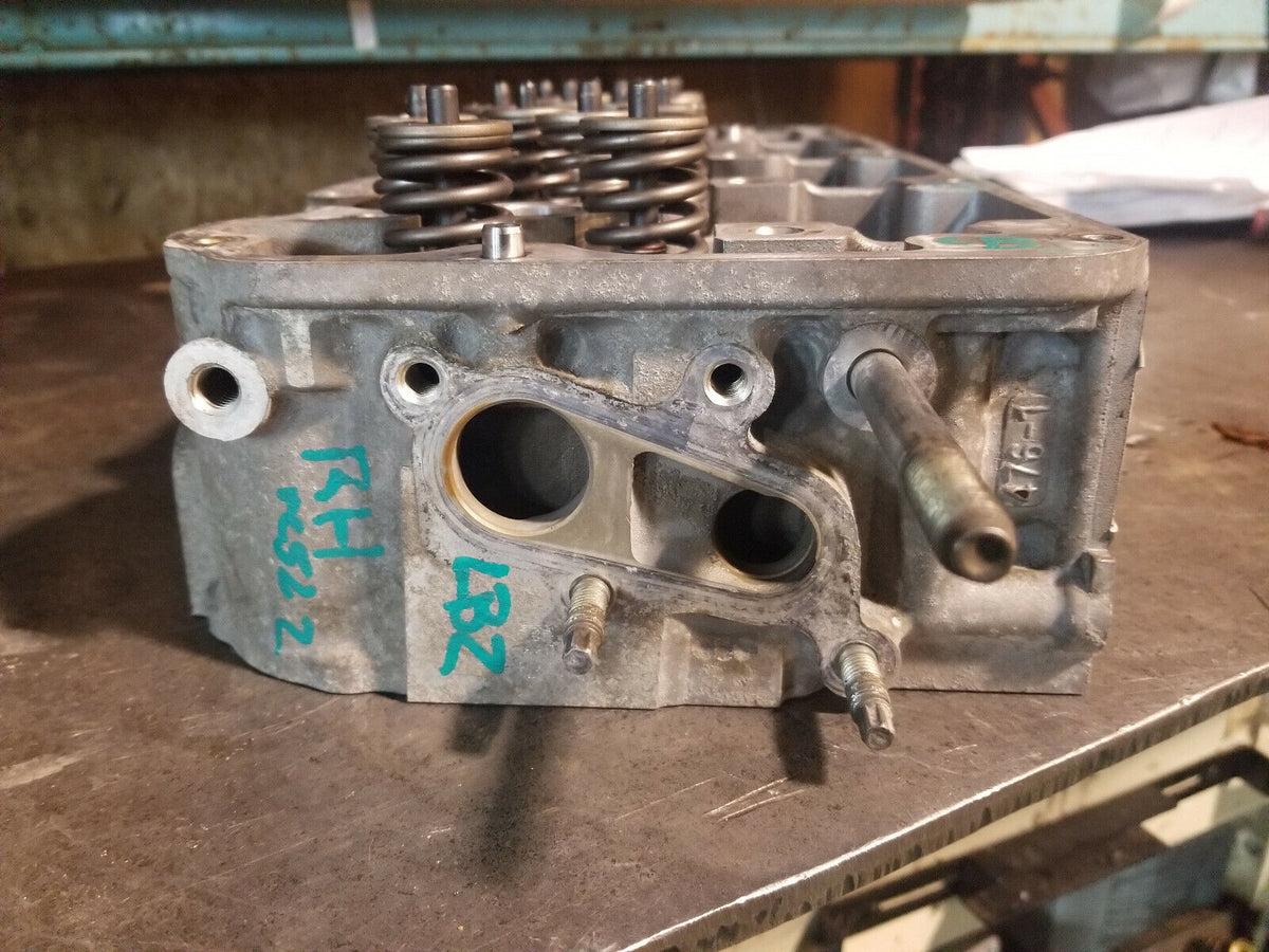 2006-2010 Chevy GMC 6.6 LBZ LMM DURAMAX CYLINDER HEAD RH PASSENGER REF522