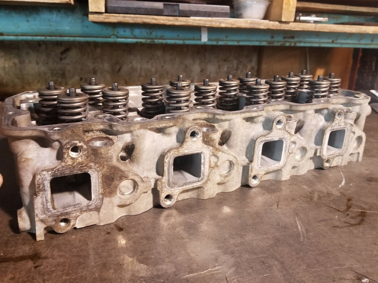 2006-2010 Chevy GMC 6.6 LBZ LMM DURAMAX CYLINDER HEAD RH PASSENGER REF522