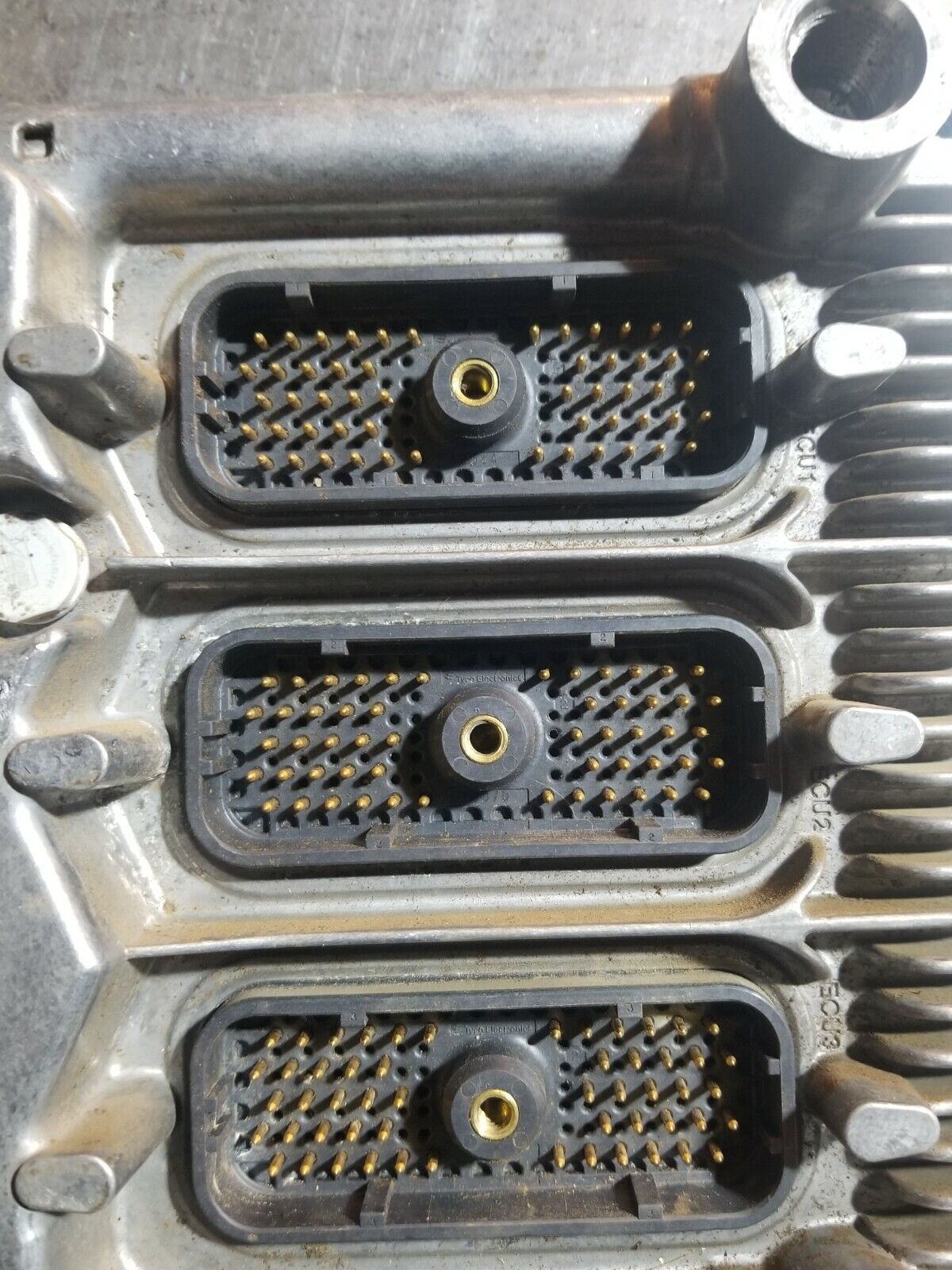 JOHN DEERE ECM RE551826 PH90221146 ENG CNTRL L32 FC