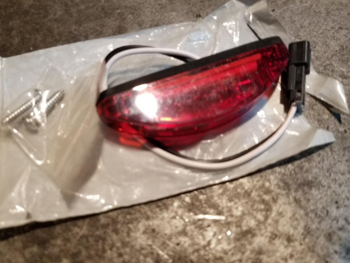 NEW 10044492 LIGHT,CL,MKR,RED,LED W/PIGTAIL CONNECTOR