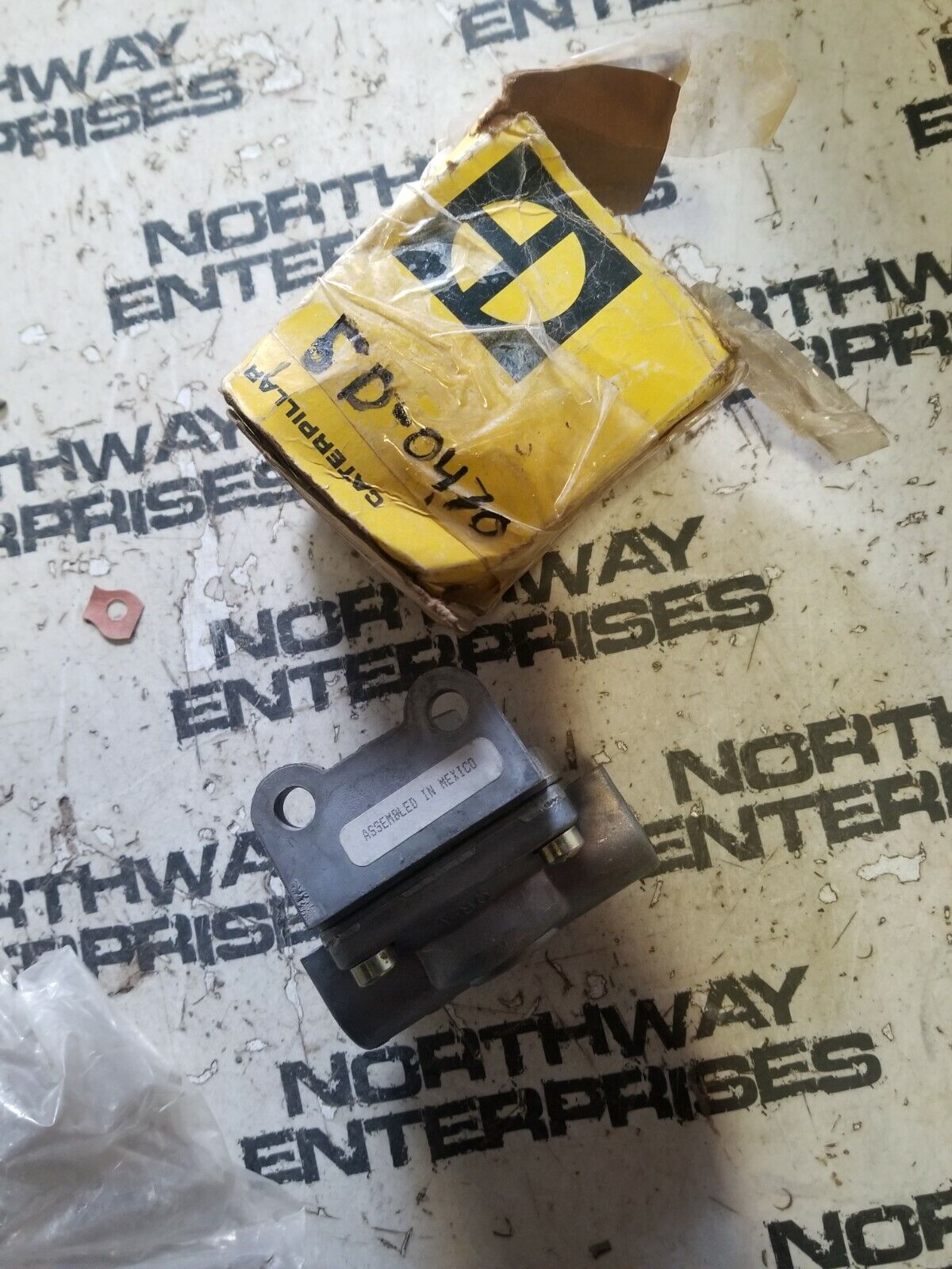 5D-0470 CATERPILLAR VALVE GROUP-QUICK RELEASE